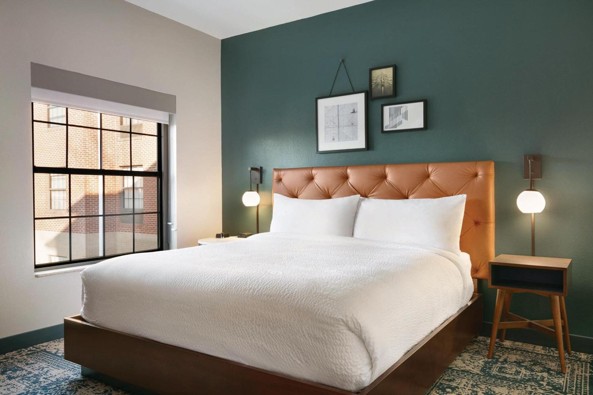 Four Points By Sheraton Raleigh Arena Extérieur photo