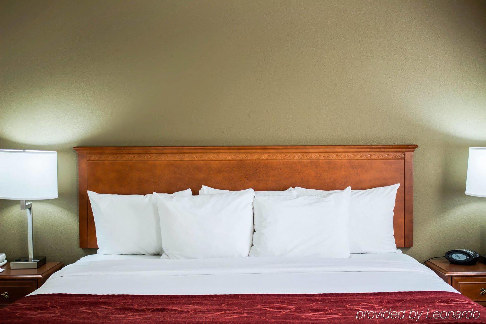 Four Points By Sheraton Raleigh Arena Extérieur photo