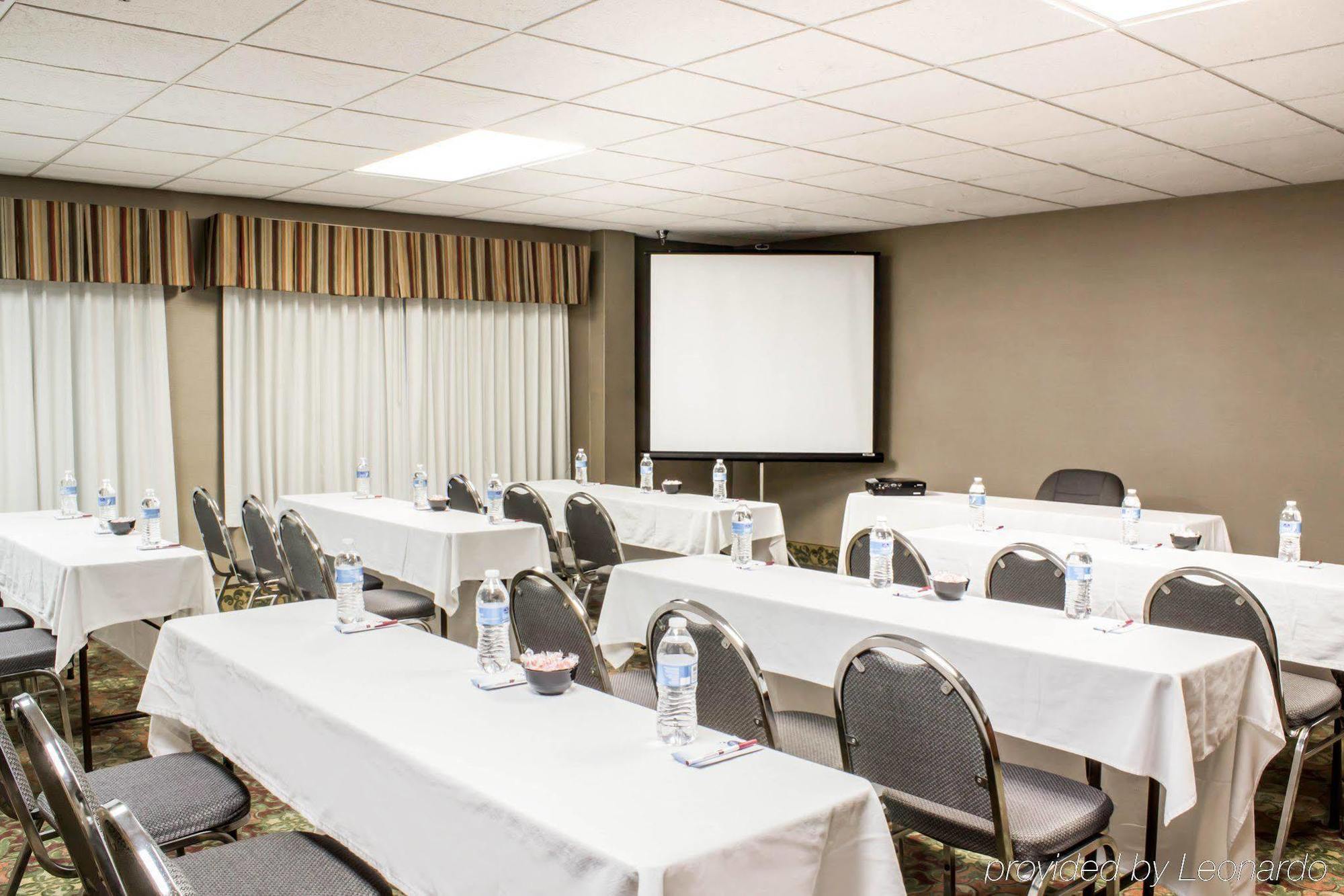 Four Points By Sheraton Raleigh Arena Extérieur photo